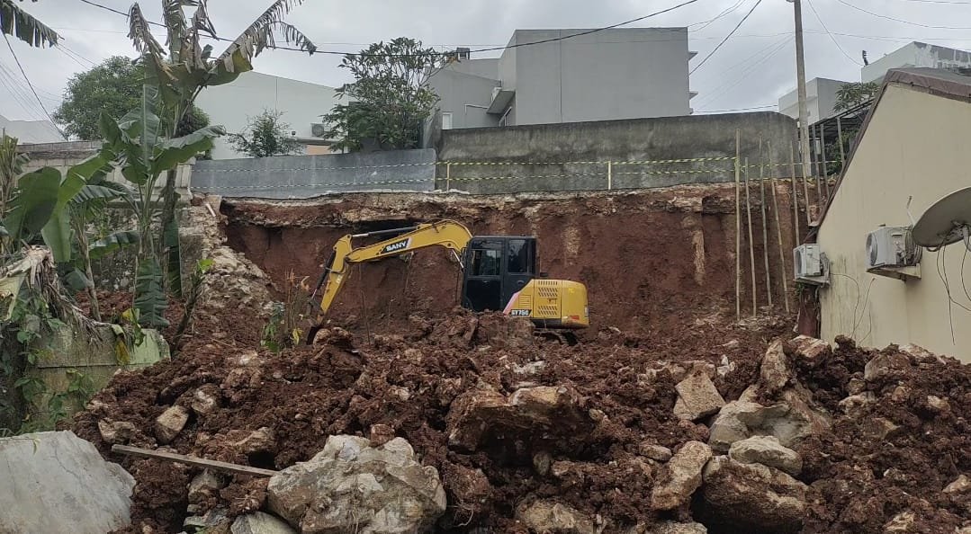 Peristiwa Turap Ambruk Setinggi 5 Meter di Pamulang, Narra Village Fokus Keselamatan Warga